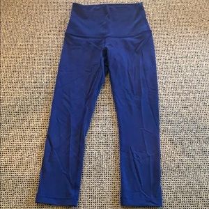 NAVY BLUE LULULEMON LEGGINGS SIZE 4 Like brand new